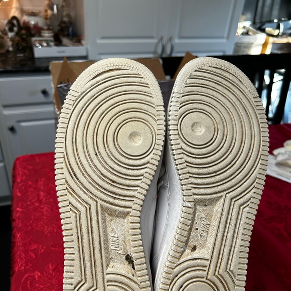 COPY - Air Force ones high tops men’s size 9 in fair condition - Picture 5 of 5